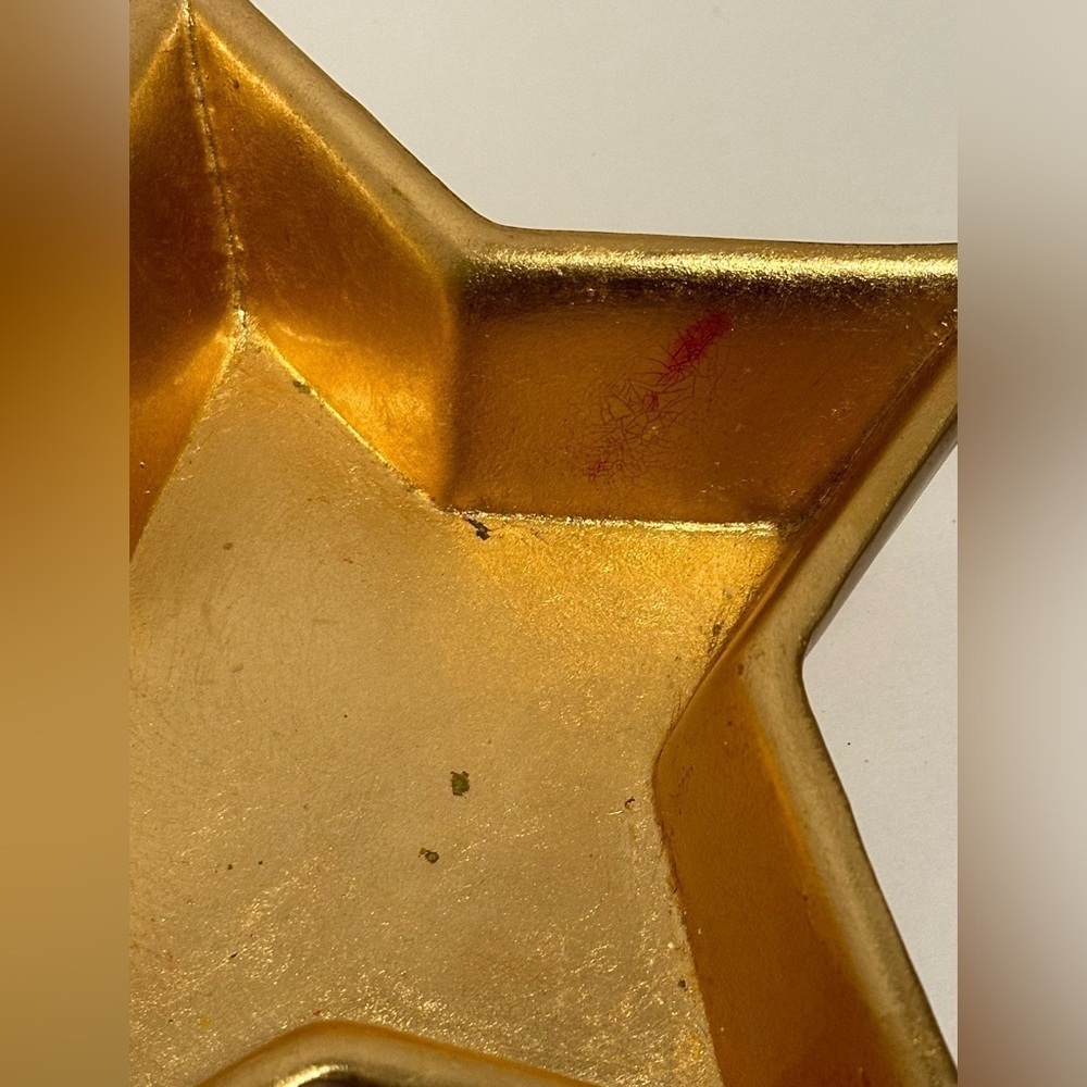 Pier 1 Gold Star Decor - Picture 7 of 11